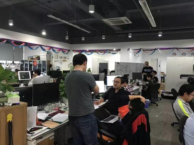 行业 | 解放日报专访三体云动窦赢:用3年时间为2万家传统健身馆赋能 行业 | 解放日报专访三体云动窦赢:用3年时间为2万家传统健身馆赋能