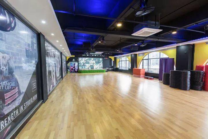 星店 | 一天卖出120张健身卡?这家俱乐部有毒吧 星店 | 一天卖出120张健身卡?这家俱乐部有毒吧