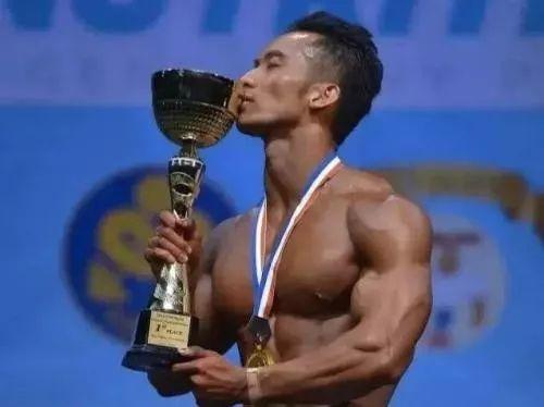 案例 | 你与华为、联想、希尔顿的距离,只差一个三体 案例 | 你与华为、联想、希尔顿的距离,只差一个三体